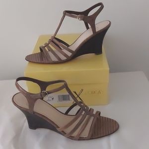 NWT Circa Joan & David CJParke sandal